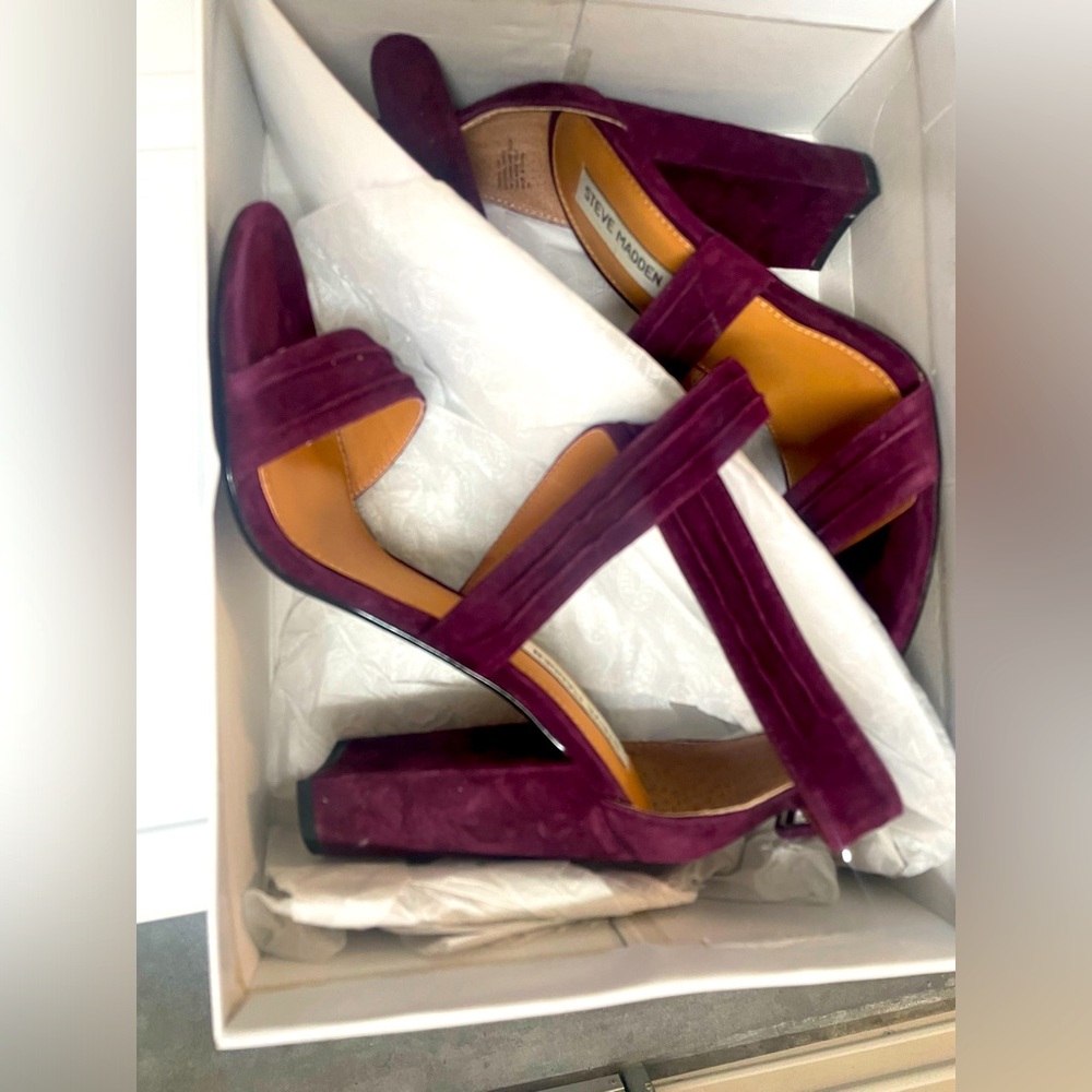 Steve Madden Suede Sandal in Wine - BEST OFFER